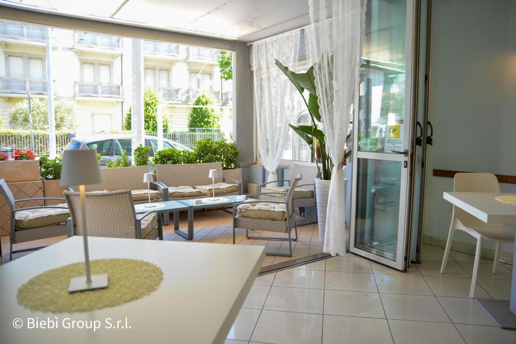 Hotel Giorg - Waterpark Included Rimini Eksteriør bilde