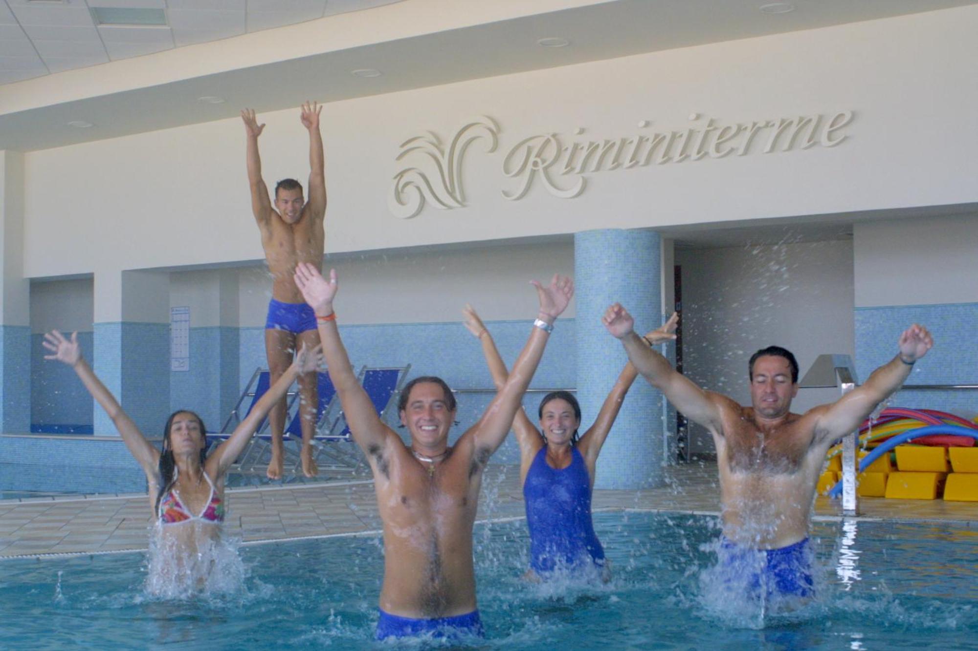 Hotel Giorg - Waterpark Included Rimini Eksteriør bilde