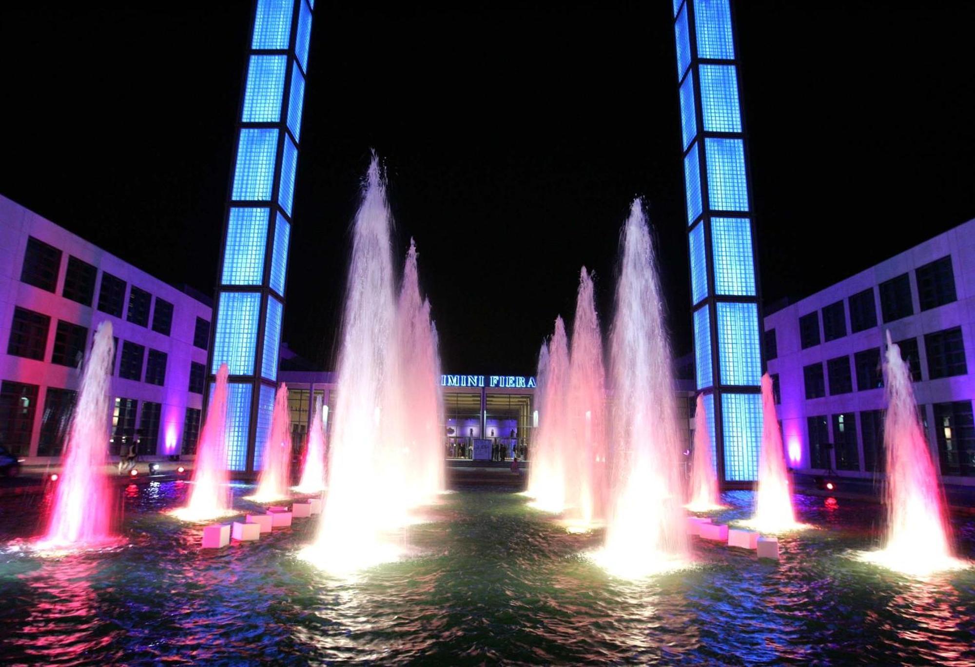 Hotel Giorg - Waterpark Included Rimini Eksteriør bilde